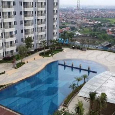 Cosmy Orchard Apartment Surabaya Exterior photo